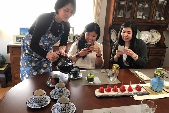Japanese Home Cooking Class & Walk in Todoroki Temple Tokyo - Stop 3: Casa de Tomokita cooking class (the real reason to book)