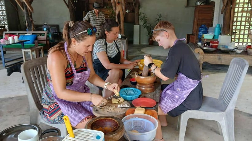 Kampot Countryside: Authentic Khmer Cooking Class - Why the family setup makes a difference (and what to watch for)