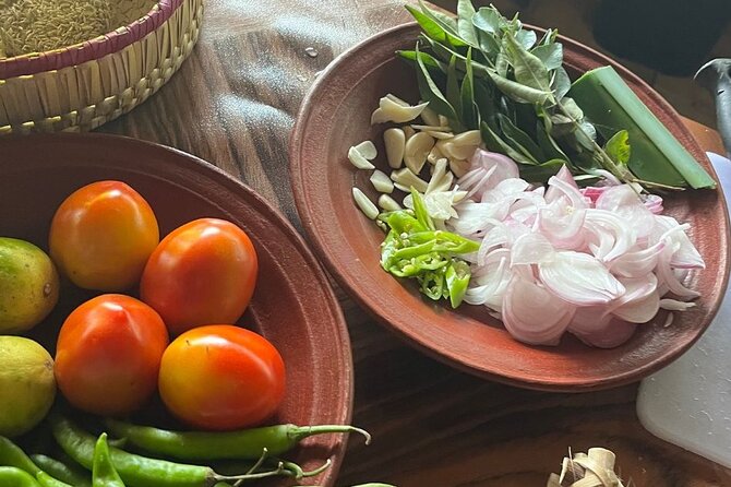 Kandyan Hut Cooking Class - In the kitchen: how the coaching works (and what to look for)