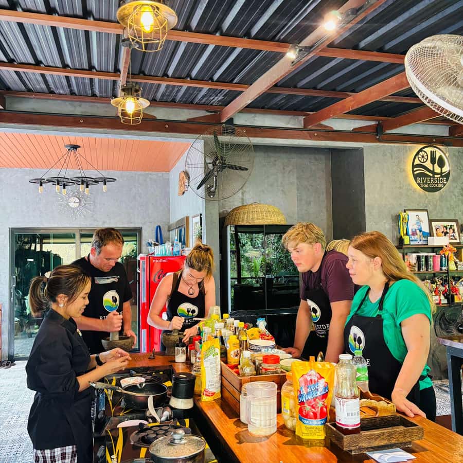Khao Lak: Half-Day Cooking Class and Ingredient Hunt - Should You Book This Khao Lak Cooking Class?