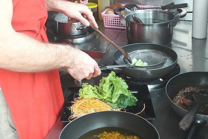 Khmer Gourmet Cooking Class - Starting at the Old Market: Where the Flavor Hunt Begins