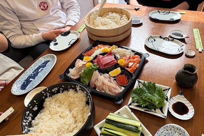 Kobe Home Cooking Ramen and Gyoza Cooking Class - Shared vs private: who should choose which