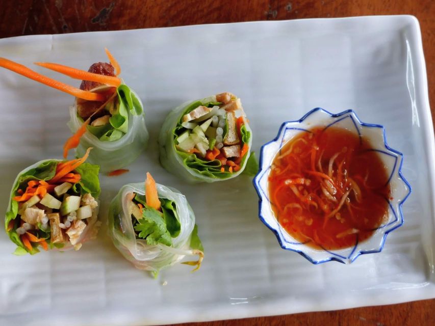 Koh Lanta: Evening Course at Lanta Thai Cookery School - Inside the teak-wood cooking house near Long Beach