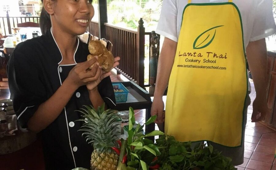 Koh Lanta: Evening Course at Lanta Thai Cookery School - Hands-on cooking: how the class actually feels in real time