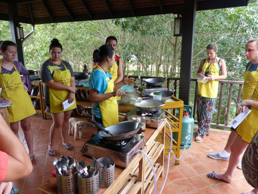 Koh Lanta: Lunch Course at Lanta Thai Cookery School - A great Koh Lanta rain-or-shine plan: cook lunch, not just eat it