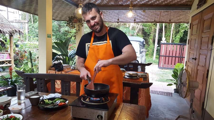 Koh Samui: Thai Cooking Class with Local Market Tour - Picking your dishes before you shop (and why that helps)