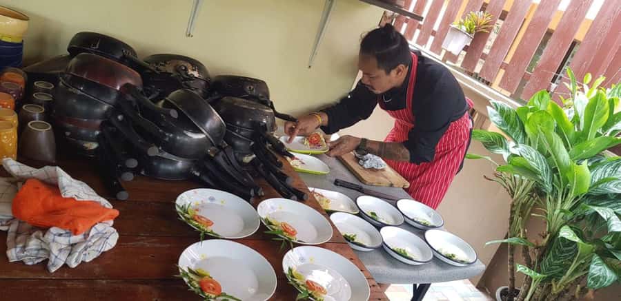 Koh Samui: Thai Cooking Class with Local Market Tour - What you’ll cook: the menu options in real “what to expect” terms