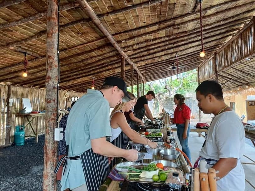 Koh Samui: Thai Cooking Class with Samui Local Family - Should you book this cooking class in Koh Samui?