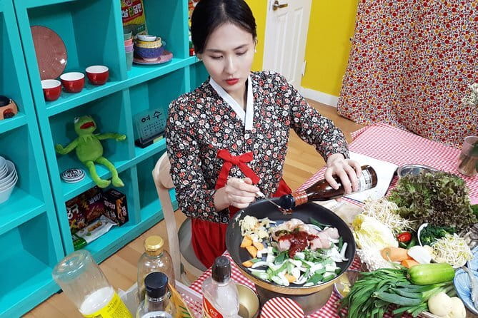 Korean Cooking Class with Grocery Shopping at Seoul Local Market - Price and value: what $91.91 buys in Seoul