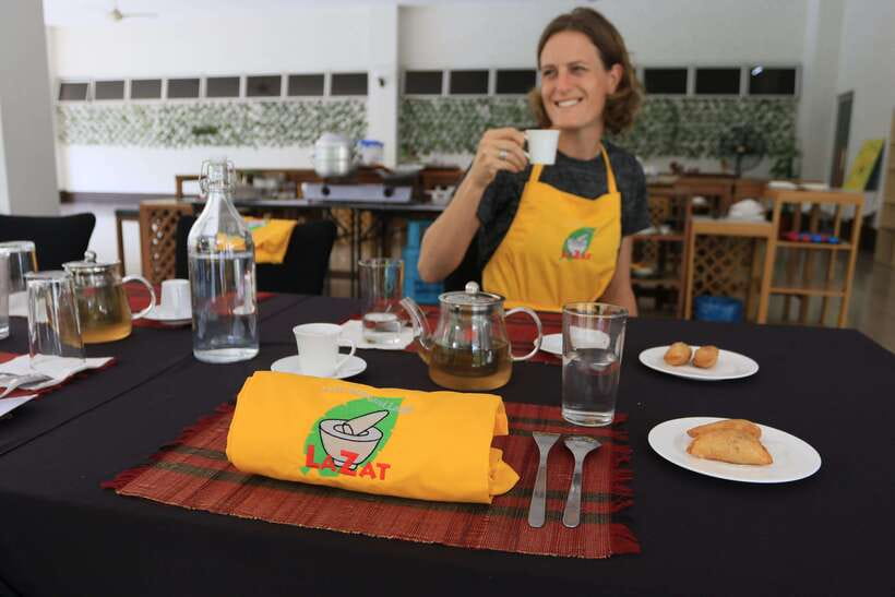 Kuala Lumpur: Malaysian Cooking Class with Market Tour - Getting From Market to LaZat Cooking School (Without Stress)
