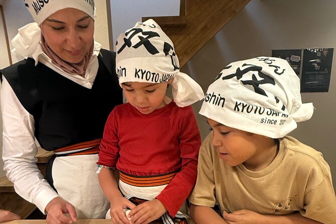 Kyoto Ramen Bowl Painting and Michelin Cooking Class - Temple stops: Kiyomizu-dera, Kennin-ji, Sanjusangendo in one day