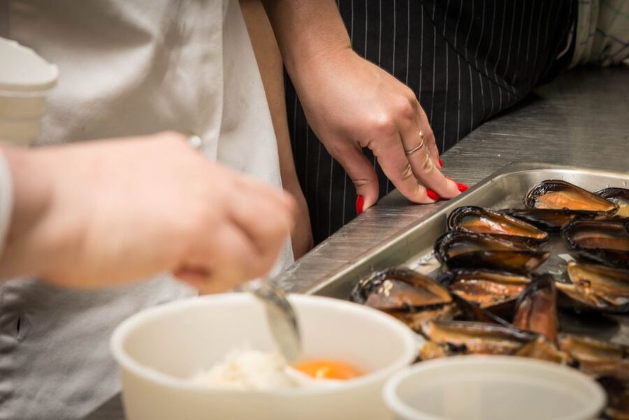 La Spezia: Market Visit and Seafood Cooking Class with Lunch - Key Things You’ll Really Notice
