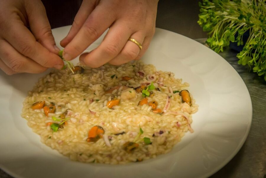 La Spezia: Market Visit and Seafood Cooking Class with Lunch - Price and Value: Is $183.52 Worth It?