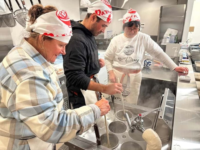 Lake Kawaguchiko: Ramen Cooking Class with Souvenir - Key Things You’ll Notice Right Away