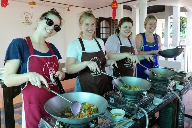 Lanna Smile Thai Cooking Class in Chiang Mai with Market tour - What you’re really buying: market smarts + real cooking practice