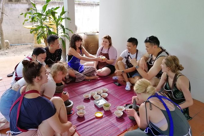 Lanna Smile Thai Cooking Class in Chiang Mai with Market tour - Market stops: where curry ingredients start making sense