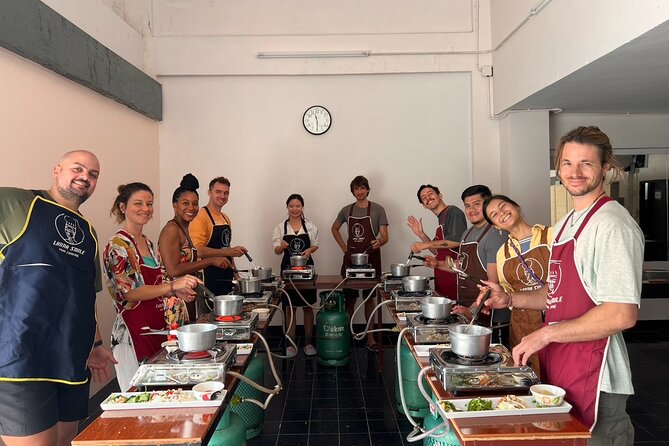 Lanna Smile Thai Cooking Class in Chiang Mai with Market tour - Key things I’d bet on before you book
