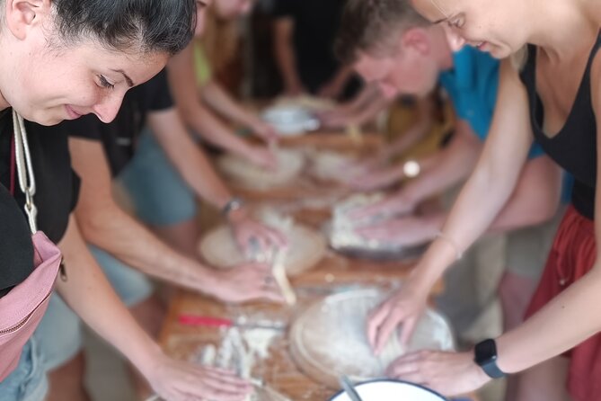 Lecce: Cooking Class Orecchiette & Vino - Your Plate: Orecchiette al Sugo con Cacioricotta