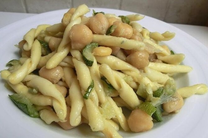 Lecce Hands-on Home Cooking Class: Craft Orecchiette & Savor Wine - Lunch after class? No. This is dinner—3 courses, plus wine