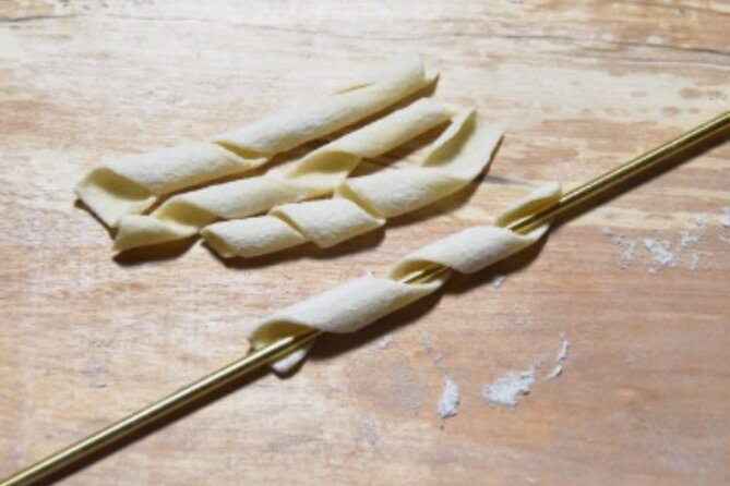 Lecce Hands-on Home Cooking Class: Craft Orecchiette & Savor Wine - Value check: is $119.77 per person worth it?