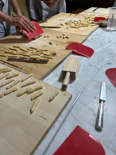 Lecce Home Cooking Class: Craft Orecchiette & Savor Wine - Tips to Get the Most Out of Your 3 Hours