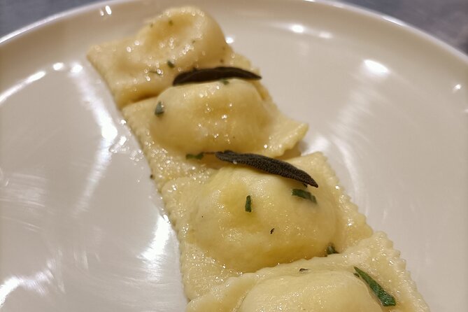 Lezione di Cucina : Pasta Fresca - Lunch is the tasting moment: what you make becomes your meal