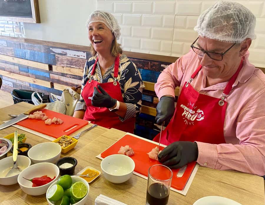 Lima: Market Tour and Cooking Class with Pisco Sour - Key things that make this Lima class worth your time