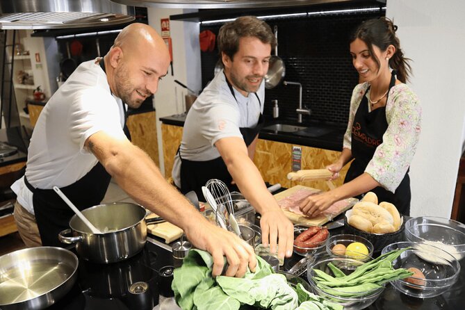 Lisbon: Portuguese street food cooking class with Drinks - Peixinhos da horta: green bean fritters and the tempura connection