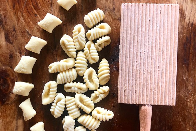 Live Online Italian Cooking Class with Raffaella from Perugia - A Hands-On Umbrian Meal, Minus the Jet Lag