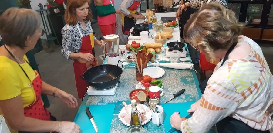 Local cooking class in Cordoba. Hands on: Salmorejo - The rhythm of the session: kitchen work, then a shared table