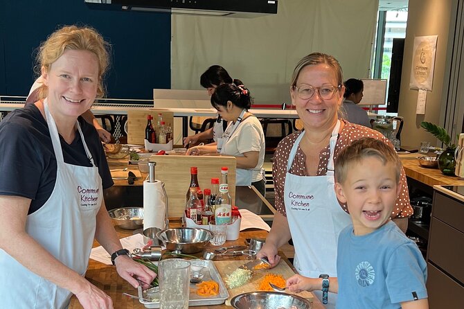 Local Cuisine Cooking Class in Singapore - Weather and Timing Reality Checks