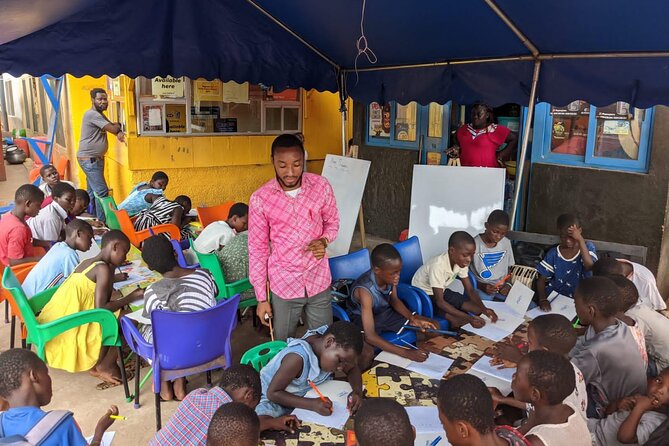 Local Ghanaian Cooking Class in Accra to help support wellness community center - Sip and learn: Emergency, Hatso, and Uwuba