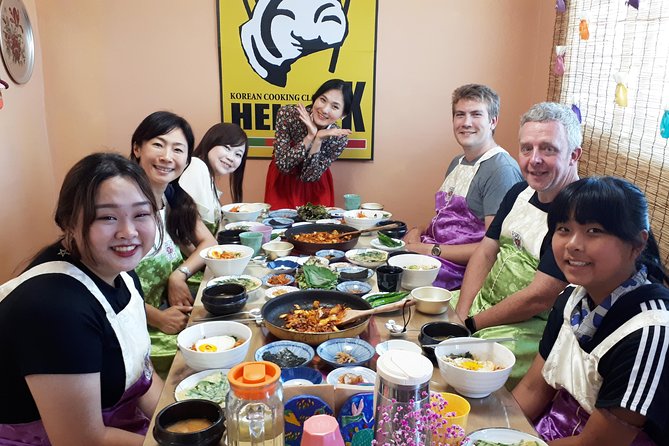 Local Home Korean Cooking Class & Market Adventure in Seoul - Small Group Size (Up to 10): Better Attention, Faster Feedback
