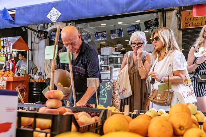 Lucca Walking Tour & Traditional Cooking Class with Wine - Souvenir Apron and Bag: The Practical Take-Home