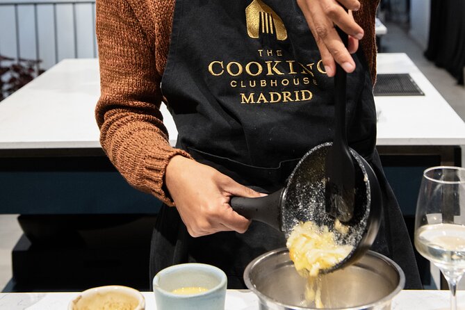 Madrid Spanish Omelet Cooking Class and Bottomless Wine brunch - Key highlights worth showing up for