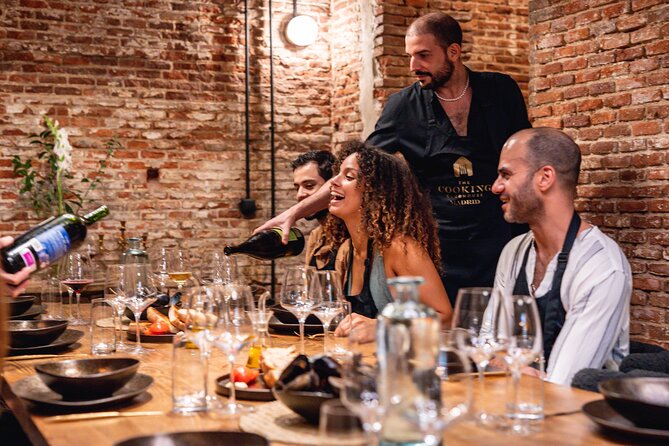 Madrid Spanish Omelet Cooking Class and Bottomless Wine brunch - The Tortilla de Patatas moment: the Spanish omelet lesson that matters