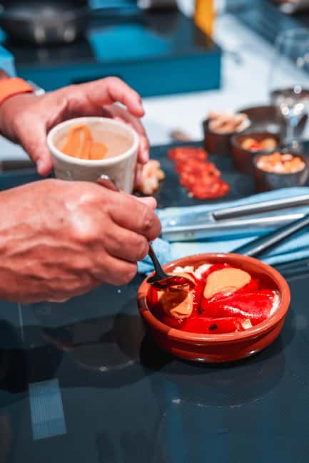 Madrid: Tapas Cooking Class with bottomless Wine Pairing - Key points I’d plan around