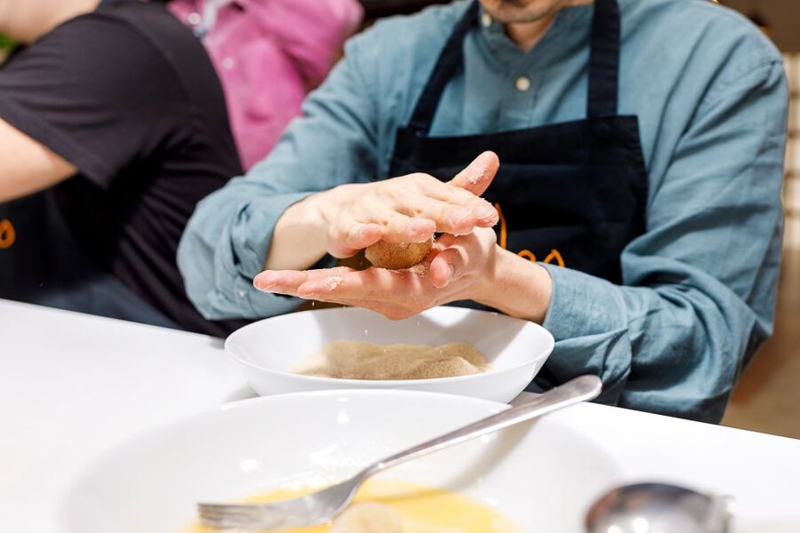 Madrid: Tapas & Paella Cooking Class with Expert Chef - FAQ