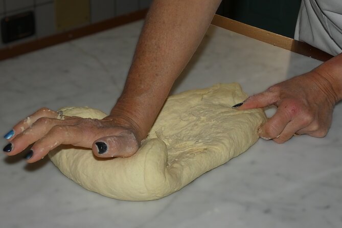 Make pasta, drink wine. Cooking class with transported included! - Who should book this Lecce pasta and wine night