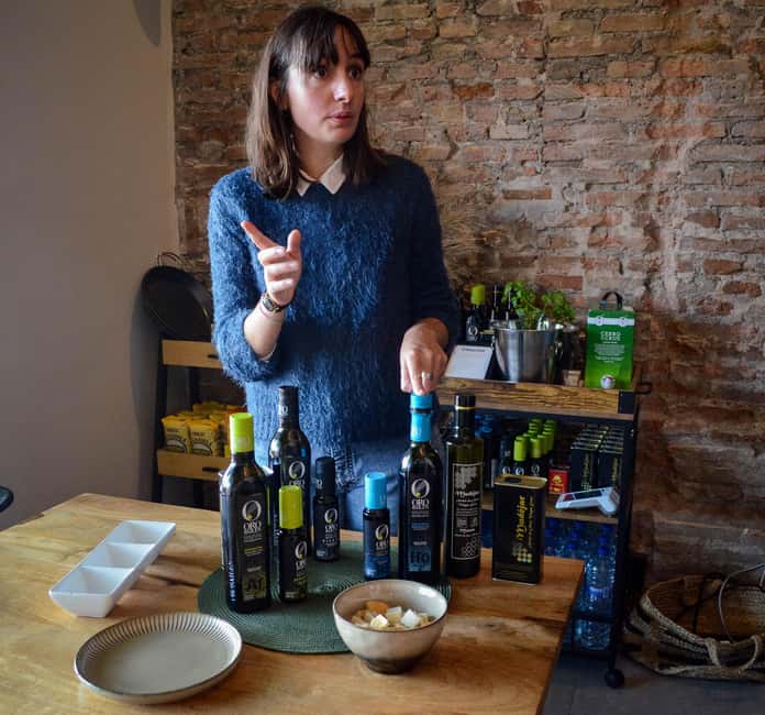 Malaga: Authentic Paella Cooking Class with Sangría - Inside the SOHO Kitchen: Where Everyone Gets to Cook