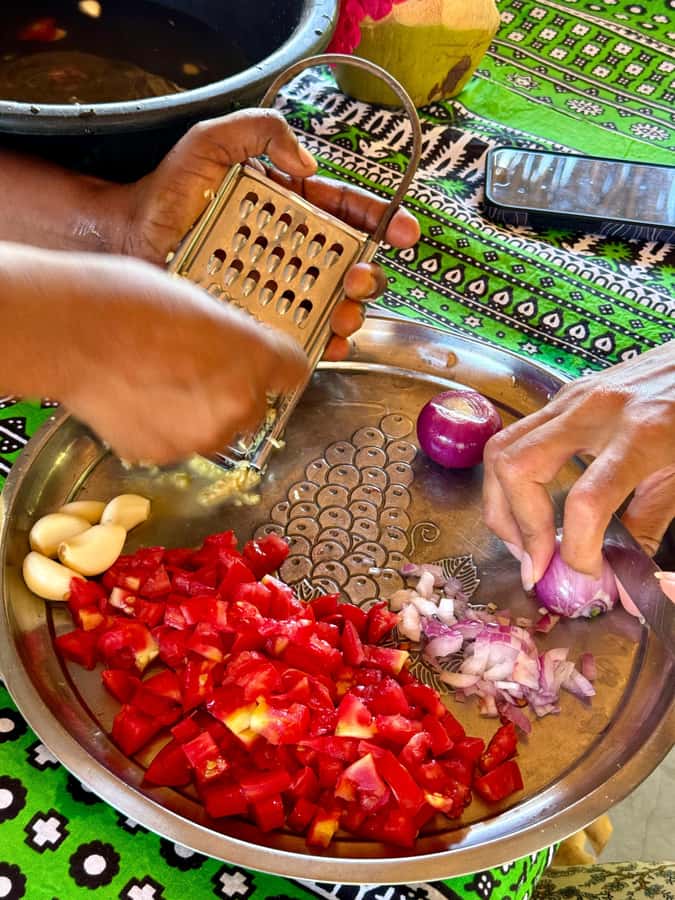 Malindi : Kenyan Cooking Class with Campfire Meal - Campfire cooking at Mida Creek Nature Camp