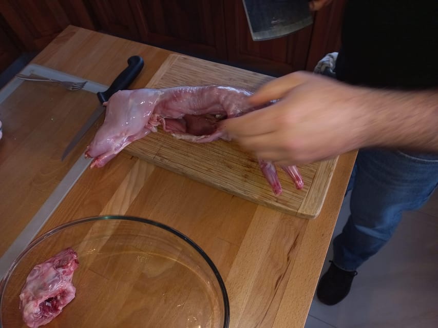 Malta: Traditional Maltese Rabbit Cooking Class - The rabbit lesson: cutting, marinating, and cooking Maltese style