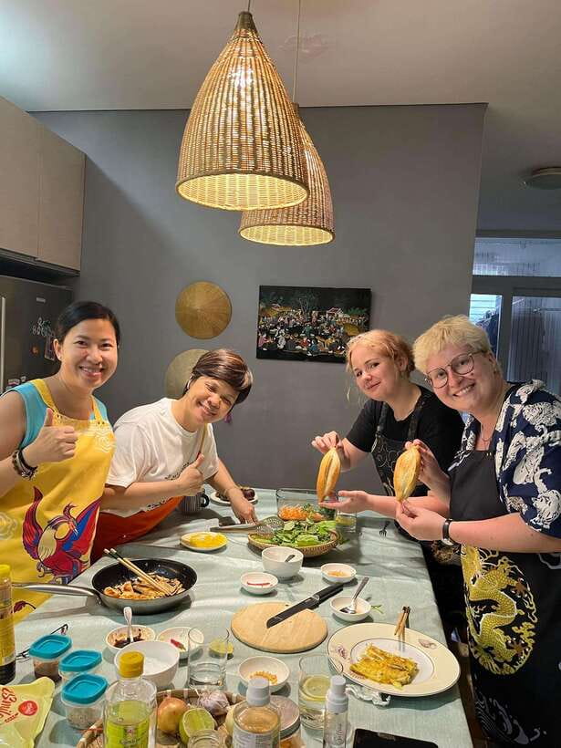 Mama Lan's Home Cooking Class with 30+ Years of Experience - Pick your 3-course menu from the classics