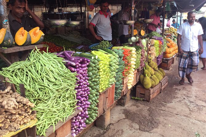 Market Tour and Cooking Class from Colombo - Getting there in a tuk tuk or car (and why it matters)