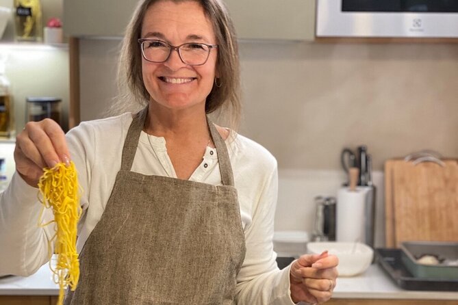 Market Tour and Cooking Class with a Local Venetian Chef - What you actually eat: spritz, Prosecco, and market-to-table simplicity