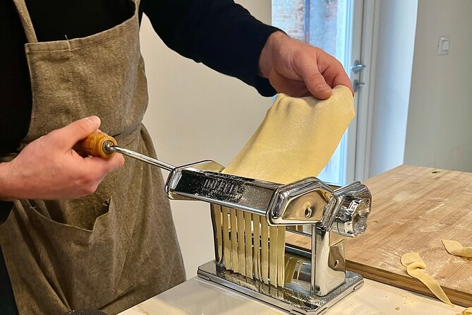 Market Tour and Cooking Class with a Local Venetian Chef - Language mix: English is offered, but groups aren’t always single-language