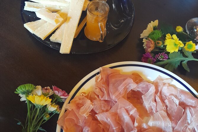 Market Tour and Cooking Class with a Venetian Sailor - Fresh pasta and focaccia: hands-on steps you can copy later