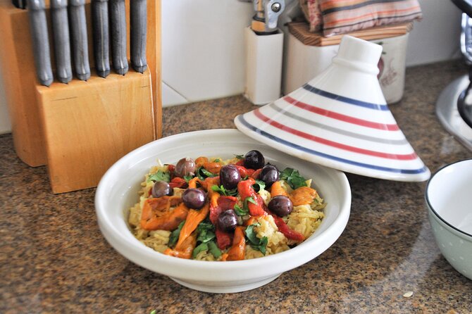 Market Tour and Portuguese Cooking Class in Lisbon with Cristina - Dinner with wine in a home: why the meal part matters