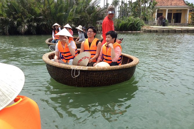 Market Tour , Basket Boat and Cooking Class Hoi An - Price and logistics: why $8 can still feel complete
