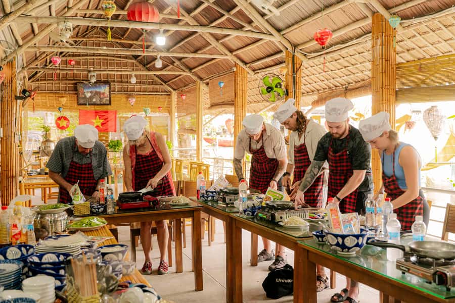 Market Tour - Cooking Class - Coconut Boat Riding - From Ivegan Shop to a Market Game Plan